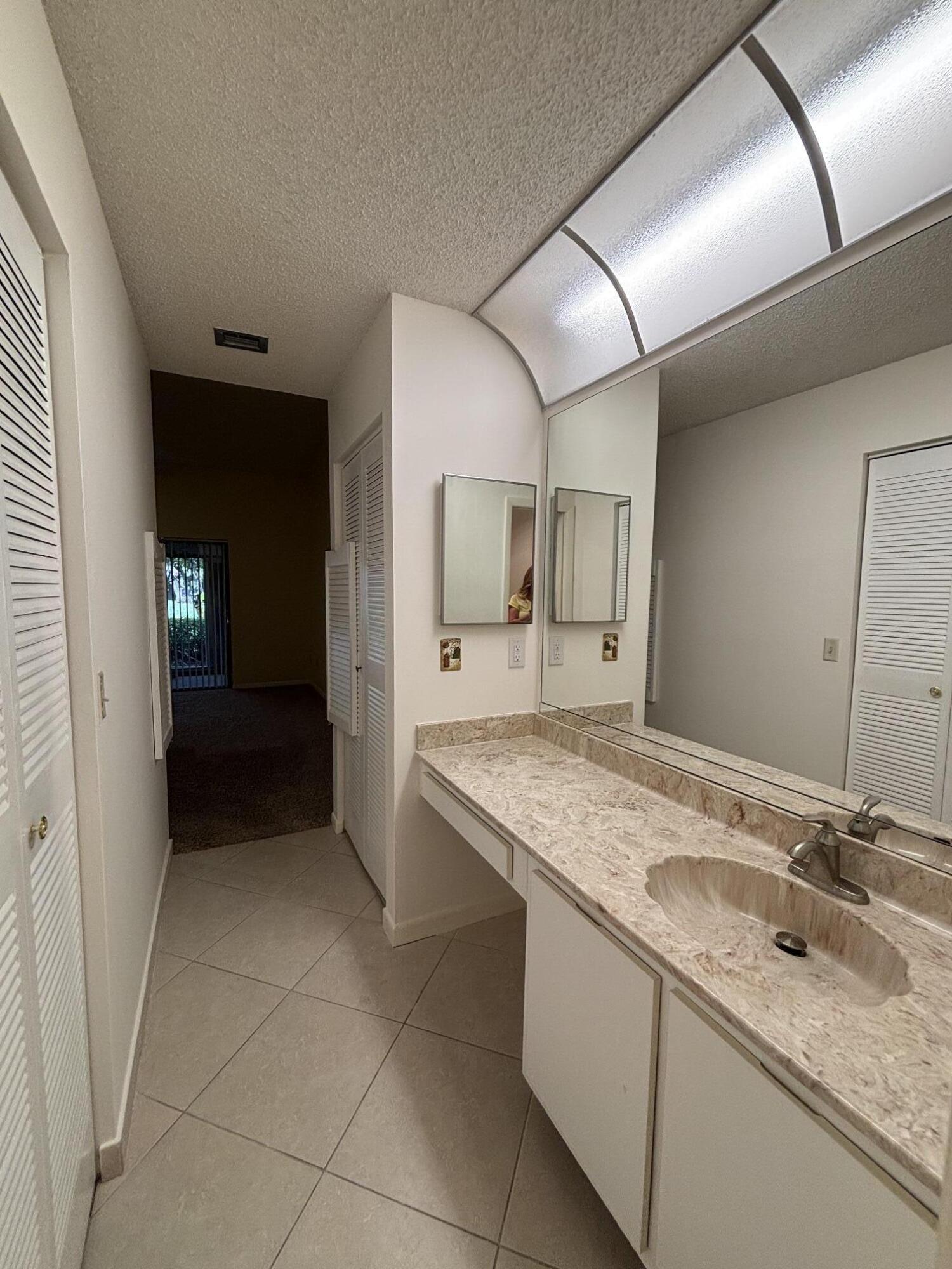 VILLAS OF WILLOW BEND - Residential