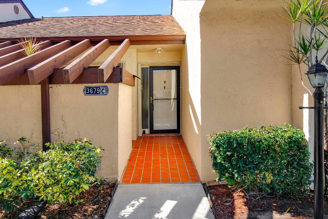 VILLAS OF WILLOW BEND - Residential