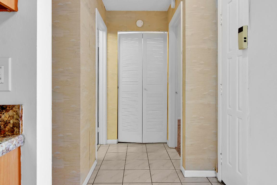 VILLAS OF WILLOW BEND - Residential