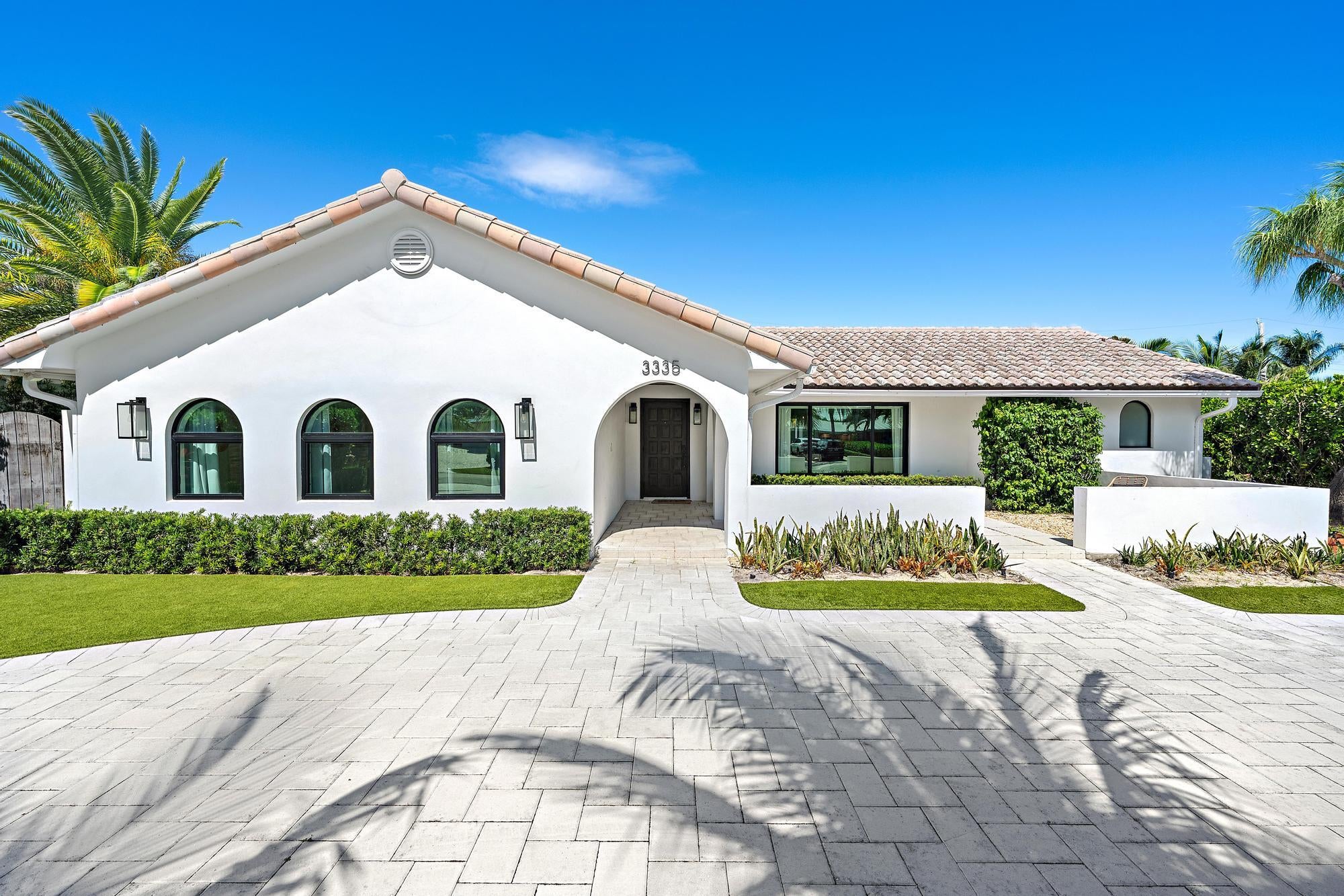 3335 Cove Road