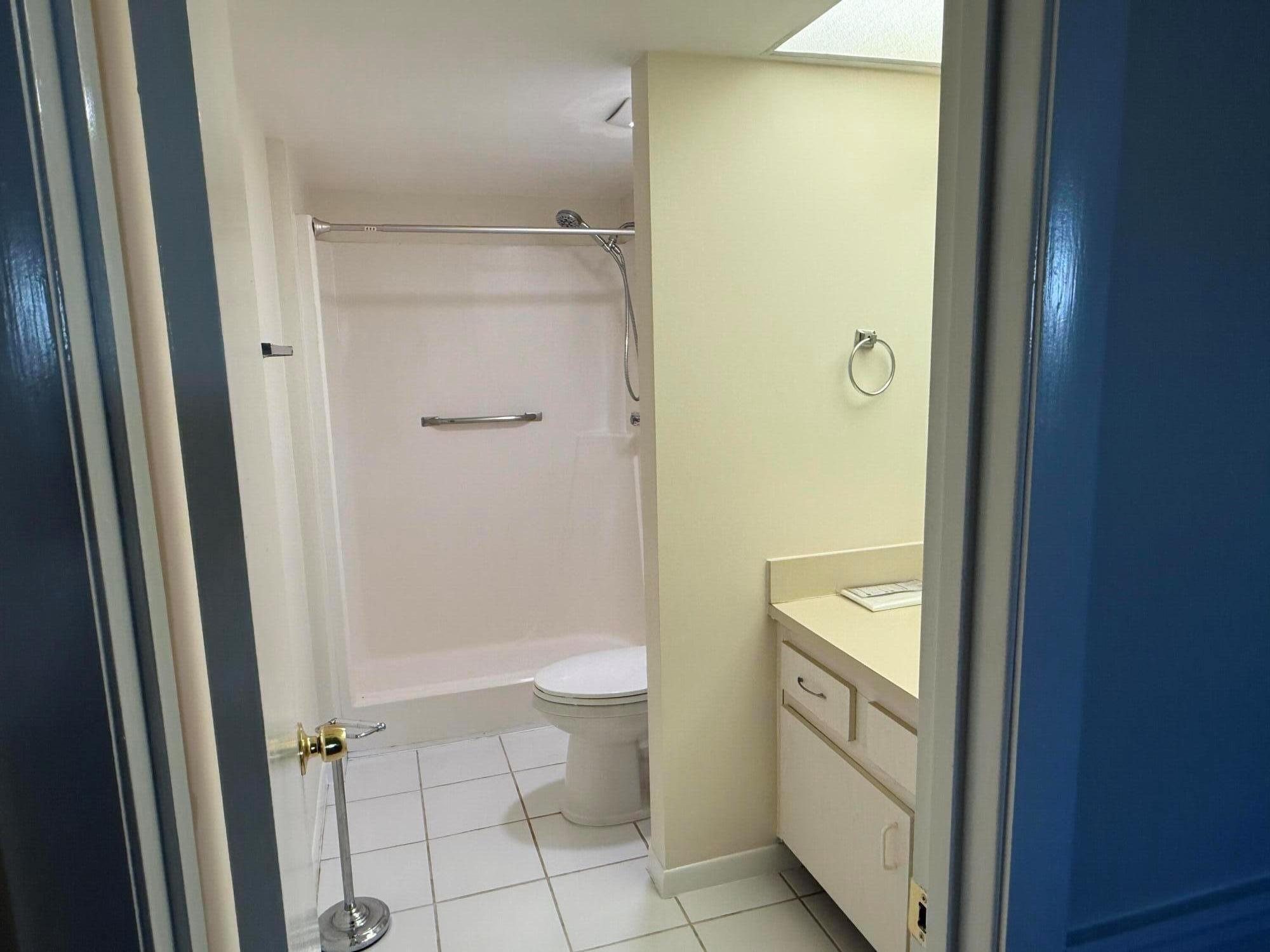 PARKVIEW CONDO - Residential Lease