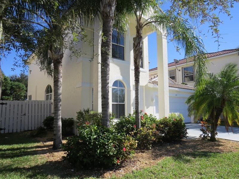 LOVELY AND SPACIOUS HOME IN THE WONDERFUL GATED COMMUNITY OF WINSTON TRAILS! RENT INCLUDES BASIC CABLE, HIGH SPEED INTERNET, TRASH REMOVAL AND LANDSCAPING! ENJOY THE MANY AMENITIES : TENNIS, PICKLE BALL, POOL AND MORE! CONVENIENTLY LOCATED NEAR SHOPPING, BEACHES AND TRENDY DELRAY BEACH ,! A RATED SCHOOLS! WINSTON TRAILS IS ON A PUBLIC GOLF COURSE AND OFFERS OPTIONAL GOLF AND GYM MEMBERSHIPS AND CLUB HOUSE WITH DINING FACILITY!