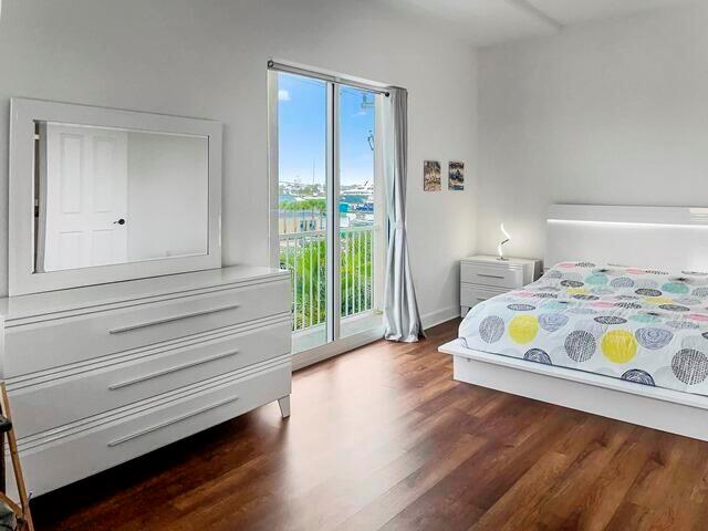 3960 N Flagler Drive 305