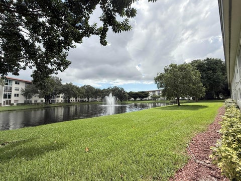 Tiny photo for 1202 Bahama Bend #A1, Coconut Creek, FL 33066 (MLS # B26088184)