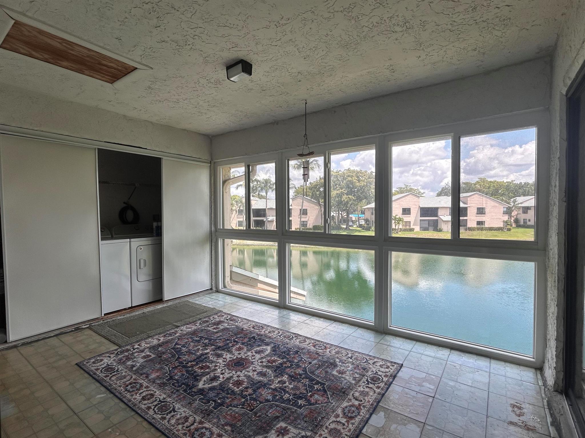 KARANDA VILLAGE V-B CONDO - Residential