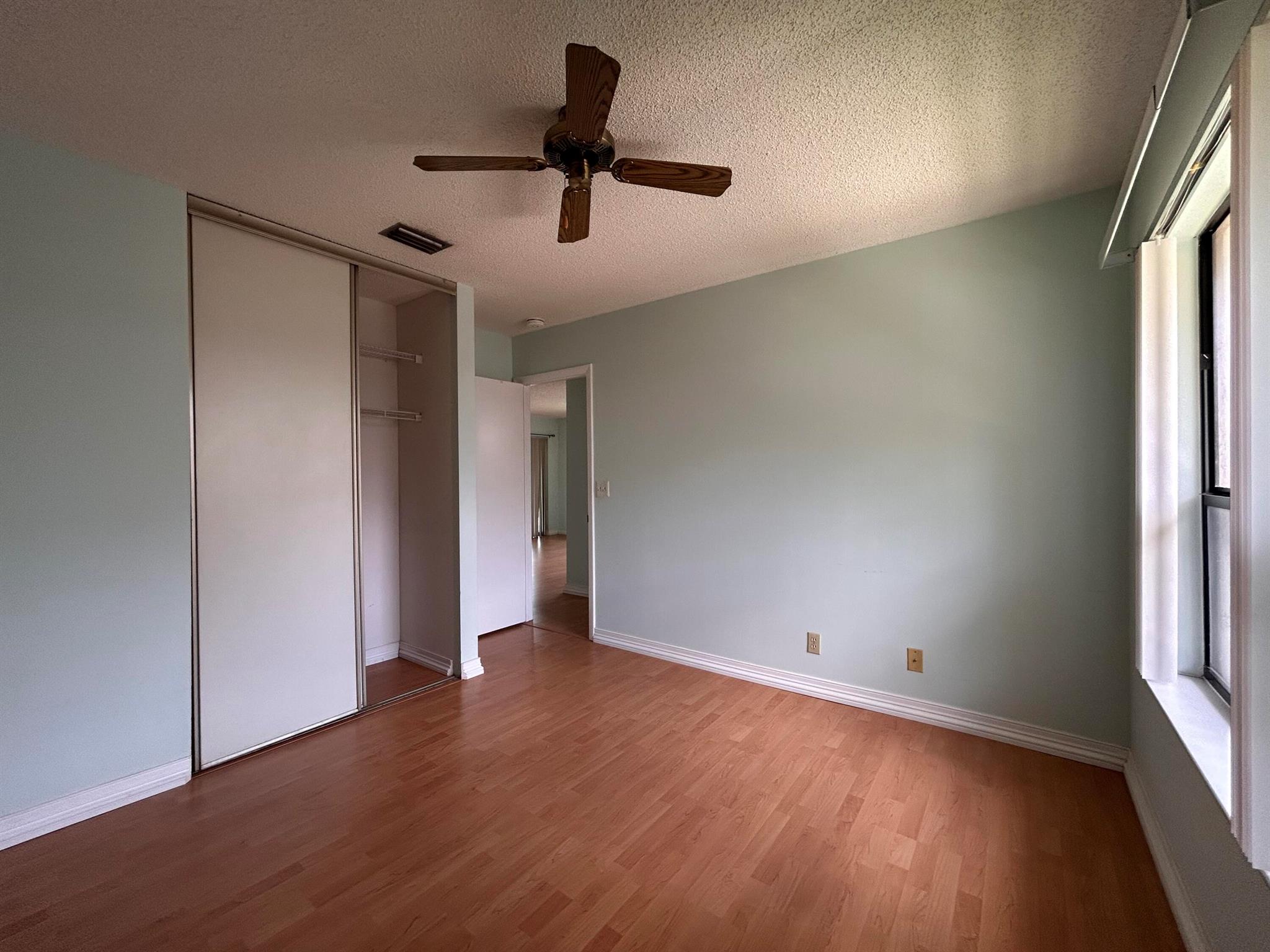 KARANDA VILLAGE V-B CONDO - Residential