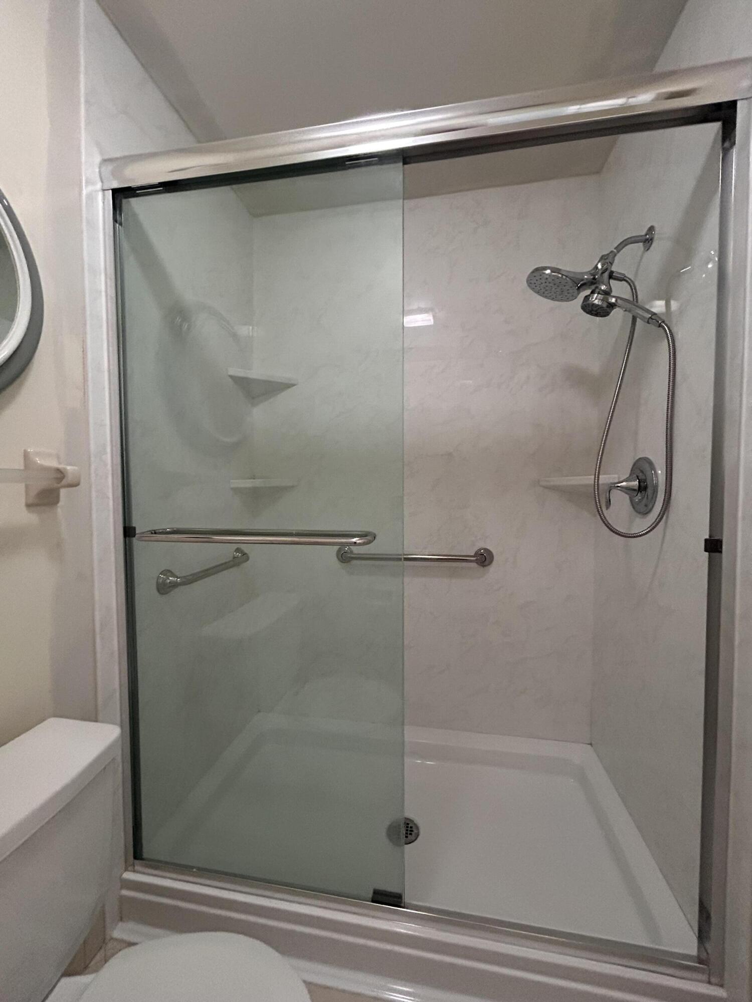 KARANDA VILLAGE V-B CONDO - Residential