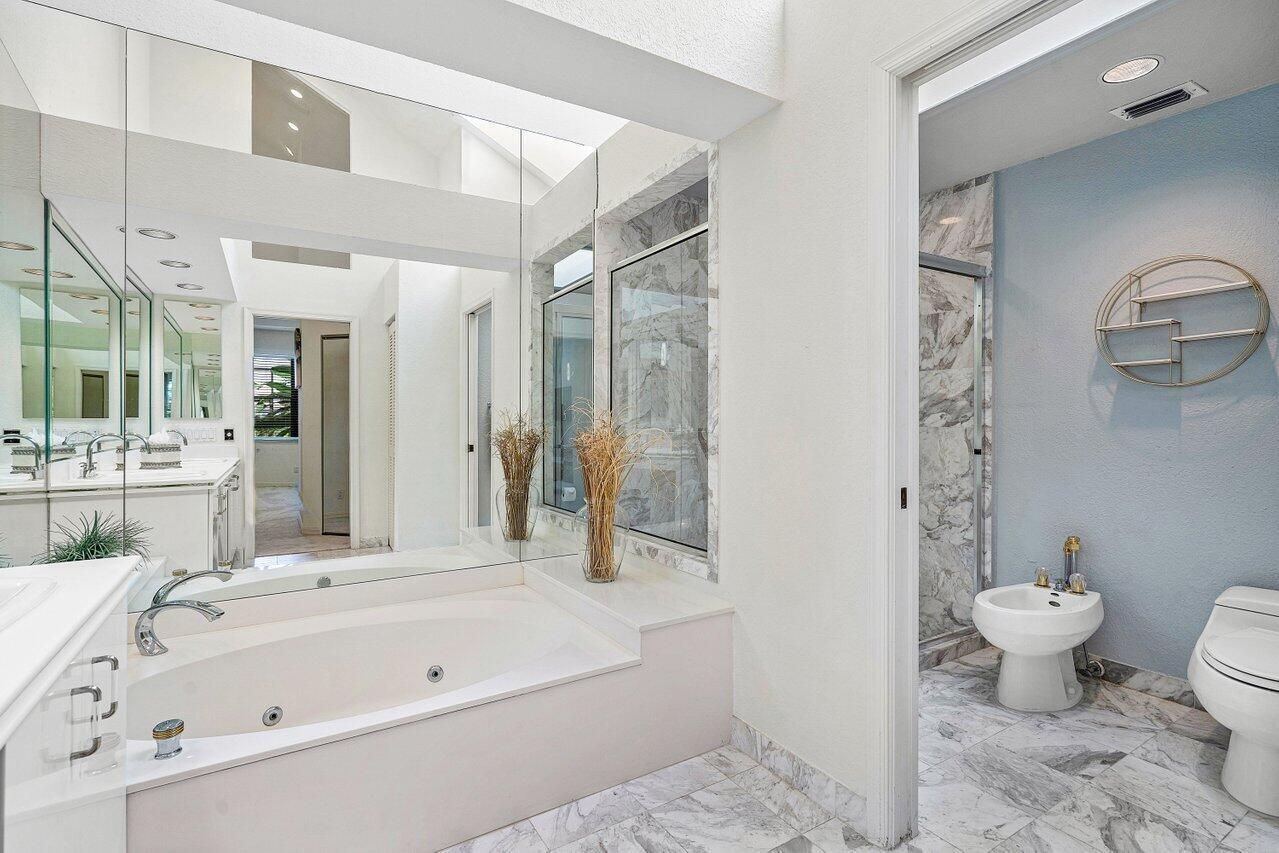 HAMPTON COURT / POLO CLUB - Residential Lease