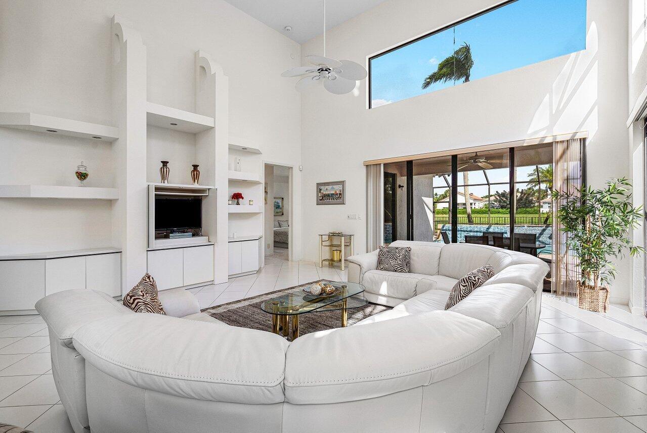 HAMPTON COURT / POLO CLUB - Residential Lease