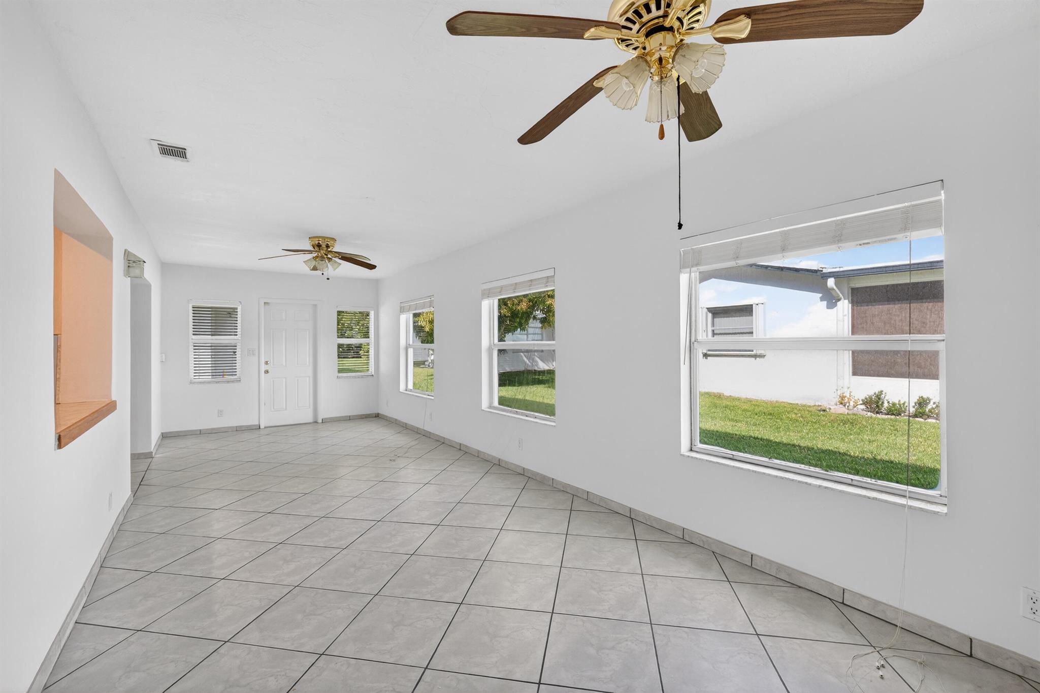 MAINLANDS OF TAMARAC LAKE - Residential