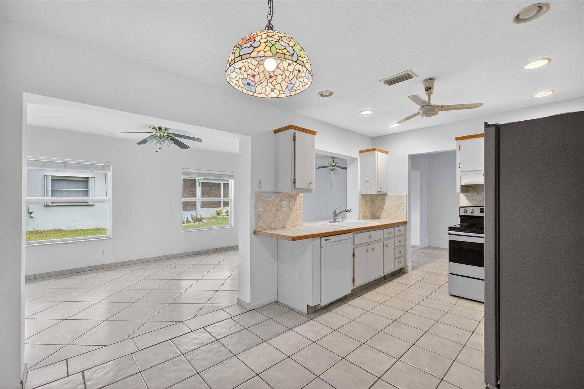 MAINLANDS OF TAMARAC LAKE - Residential