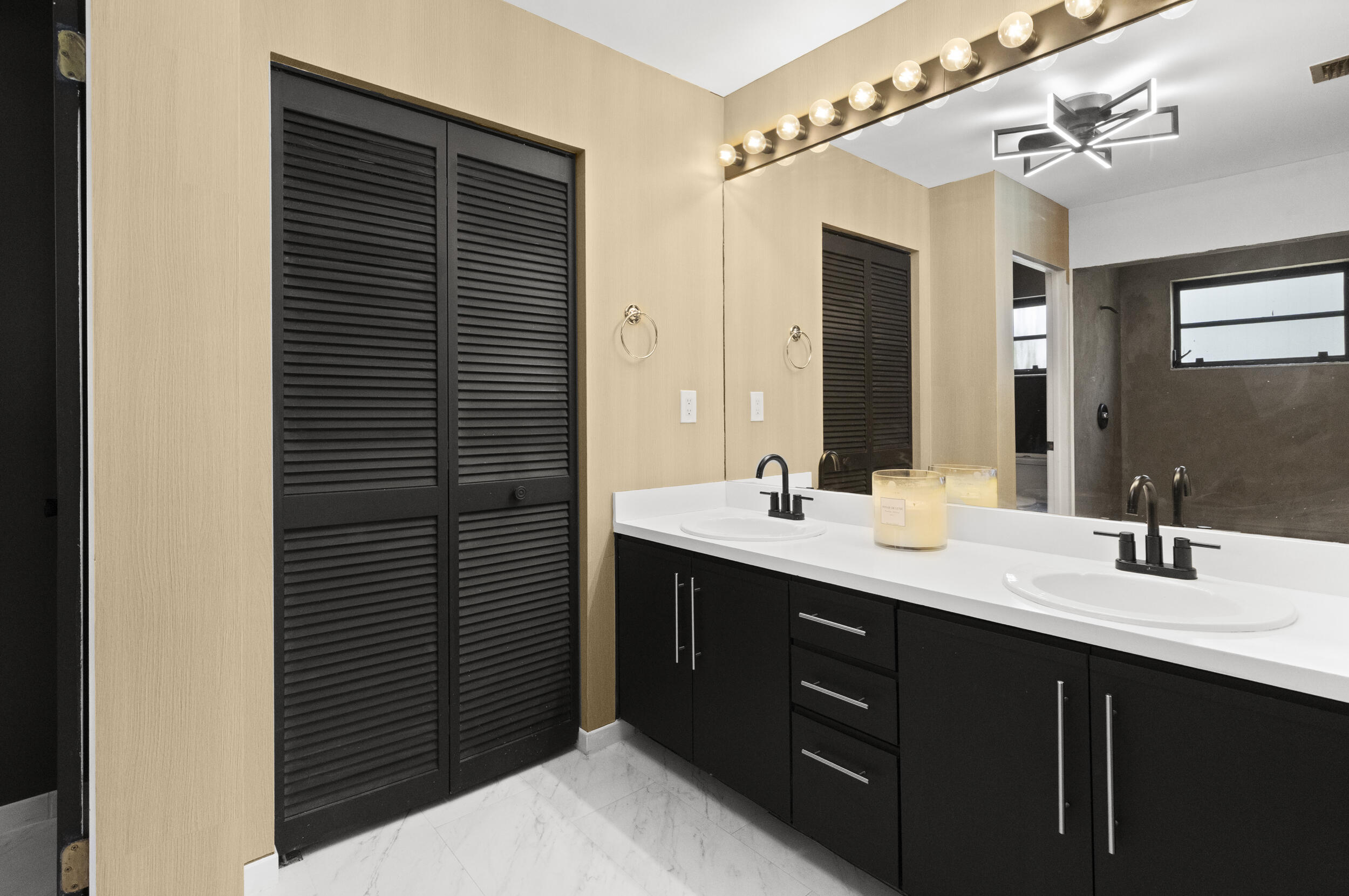 CHERLYNN ESTATES - Residential