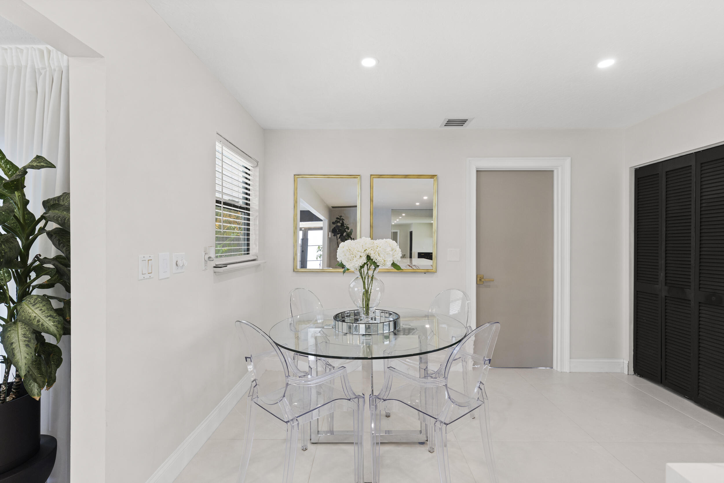 CHERLYNN ESTATES - Residential