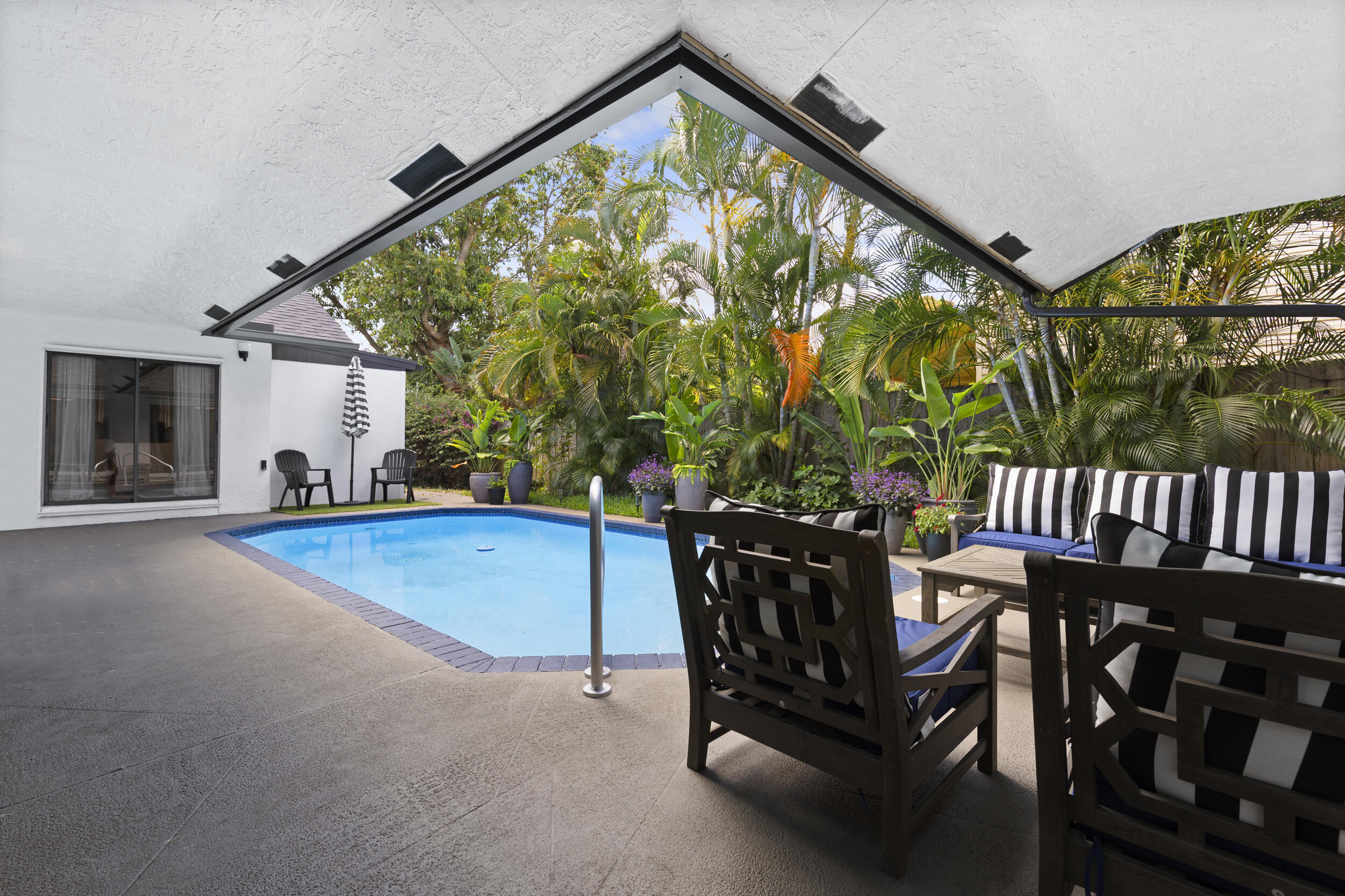 CHERLYNN ESTATES - Residential