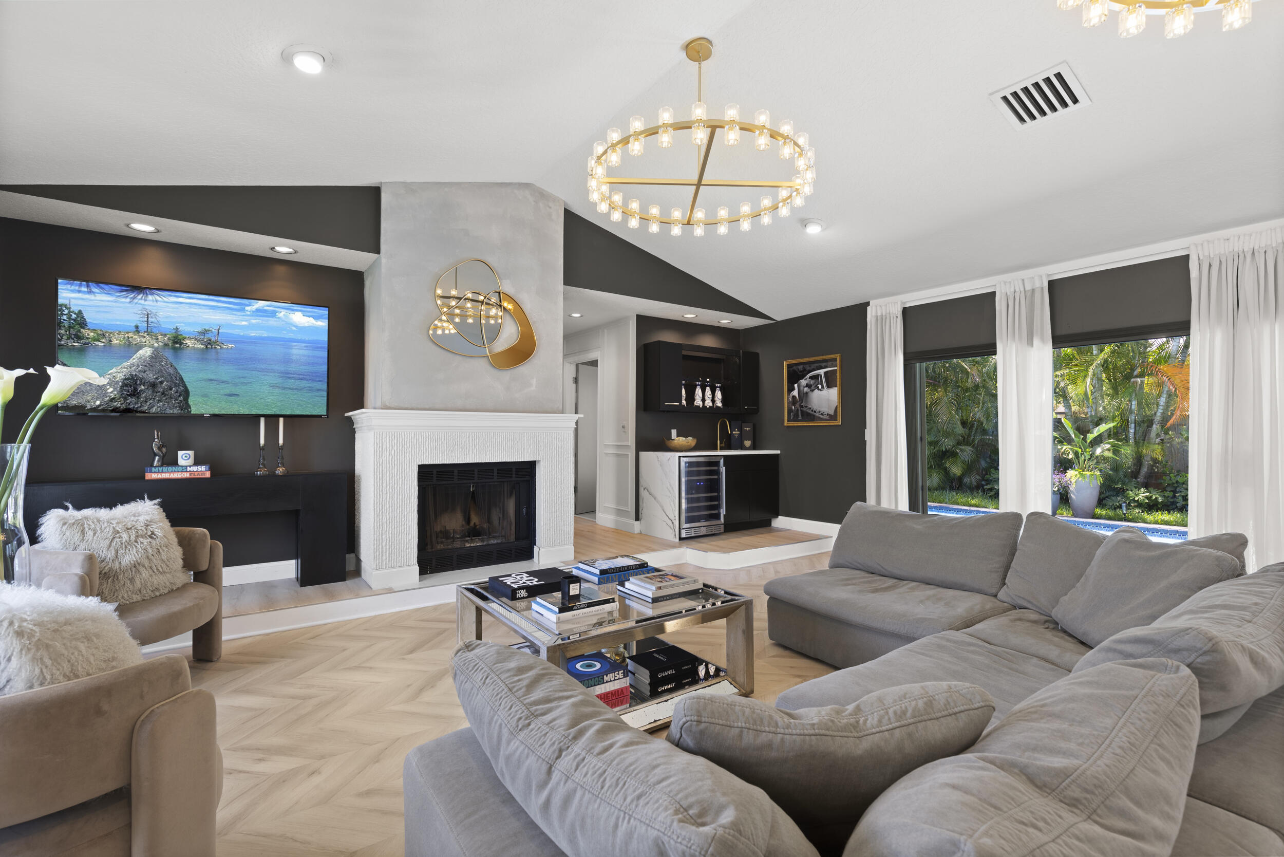 CHERLYNN ESTATES - Residential