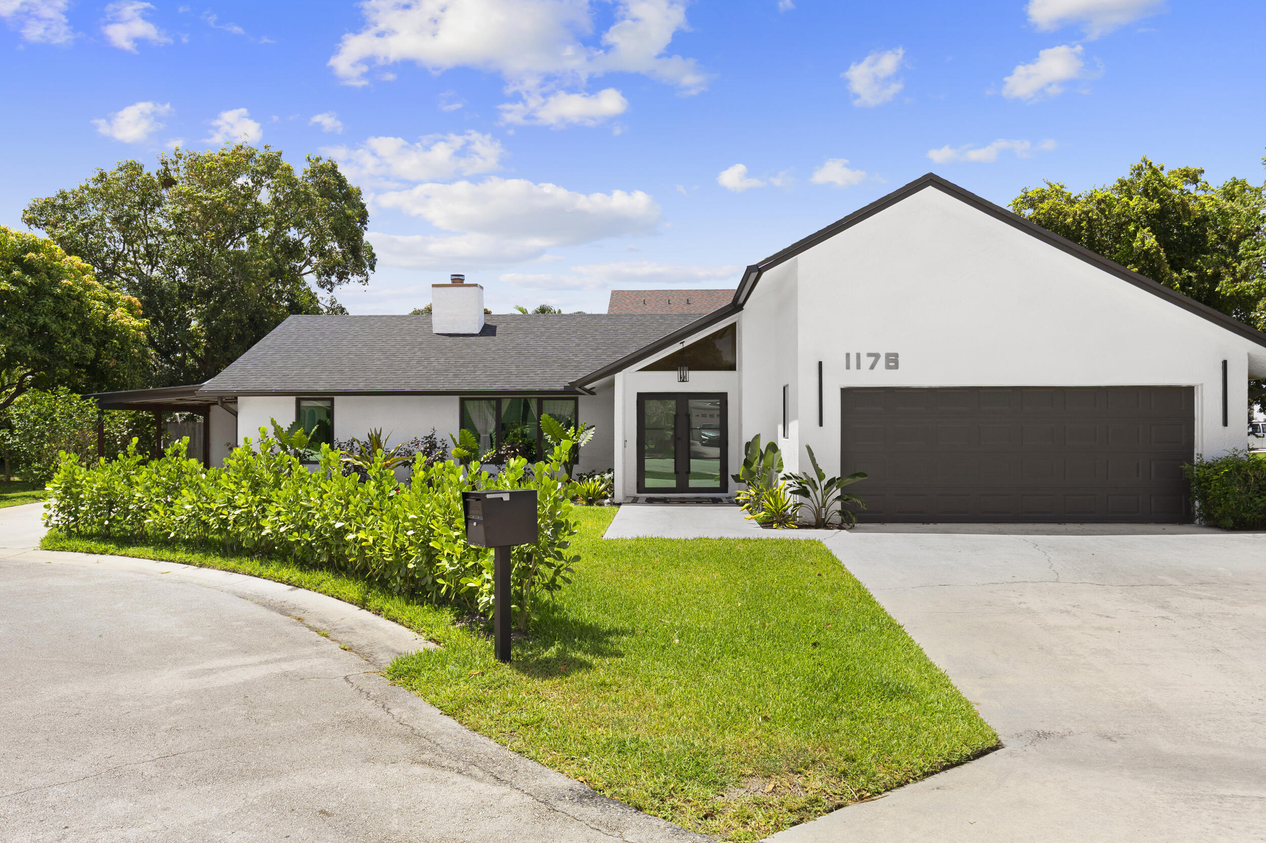 CHERLYNN ESTATES - Residential