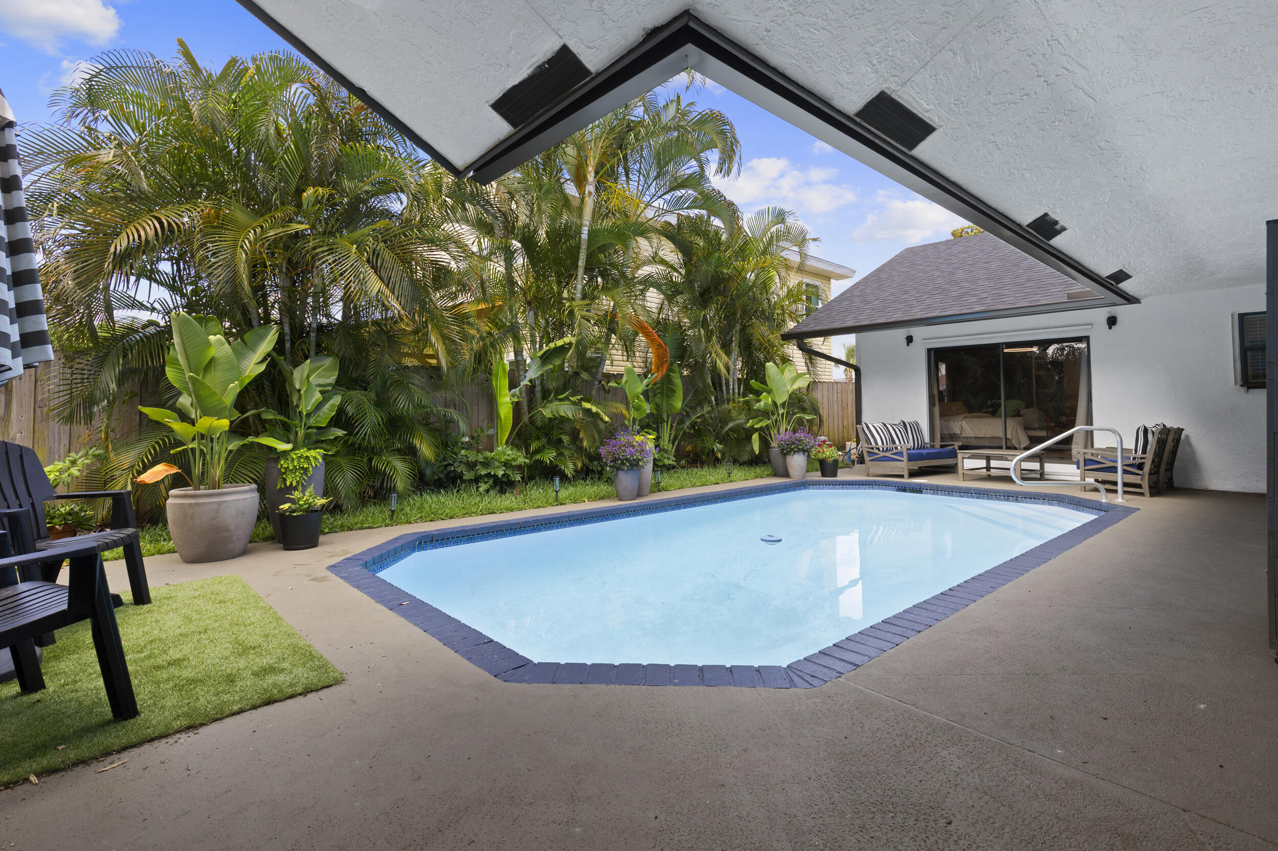 CHERLYNN ESTATES - Residential