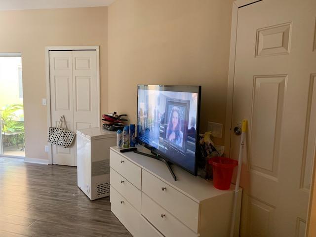 CASTLE PINES CONDOMINIUM - Residential Lease