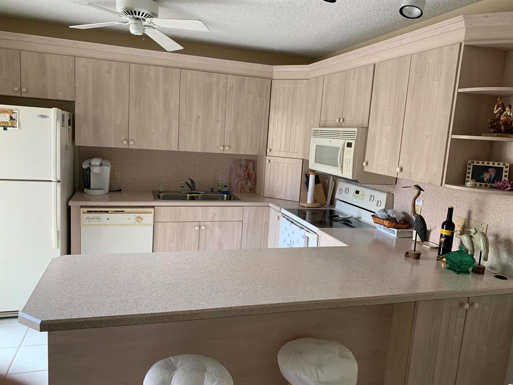 EMERALD LAKES PHASES II, III & IIIA - Residential