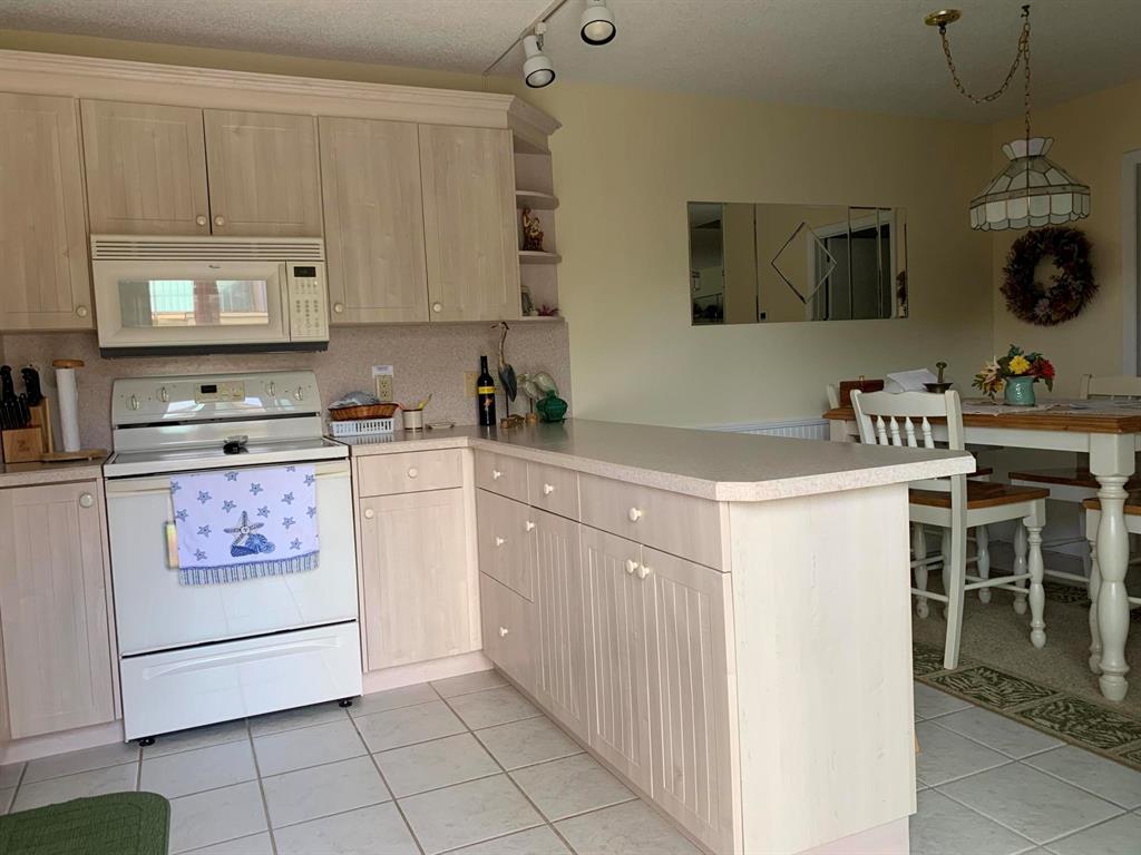 EMERALD LAKES PHASES II, III & IIIA - Residential