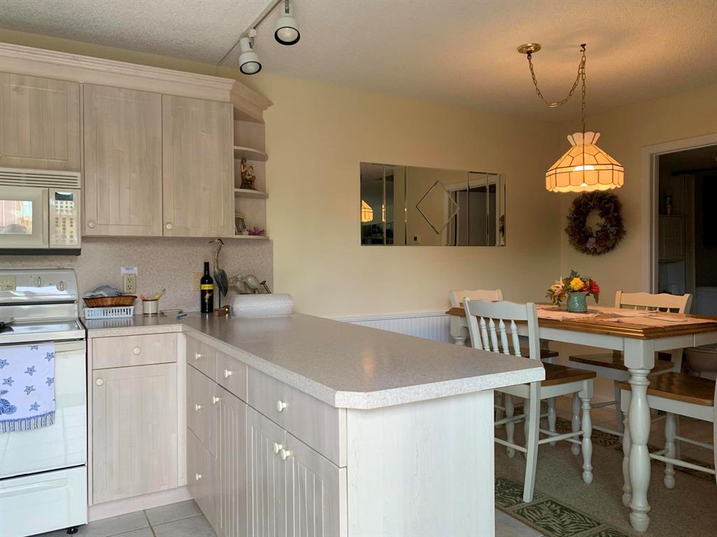 EMERALD LAKES PHASES II, III & IIIA - Residential