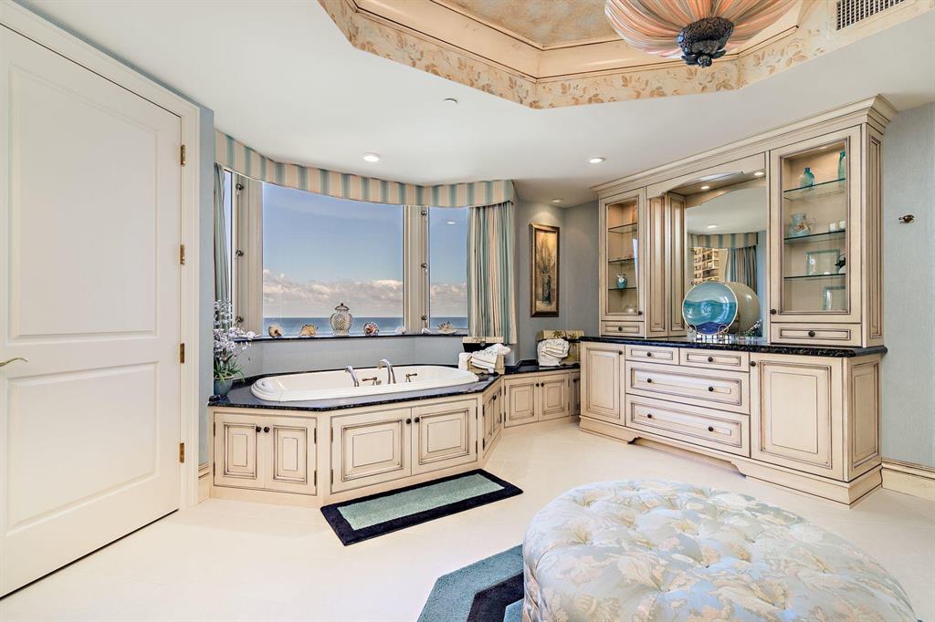 OASIS SINGER ISLAND CONDO - Residential