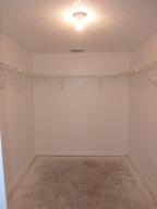 LAKE EMERALD 5 CONDO - Residential