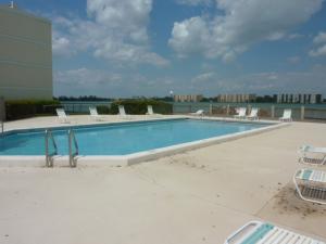 LAKE EMERALD 5 CONDO - Residential