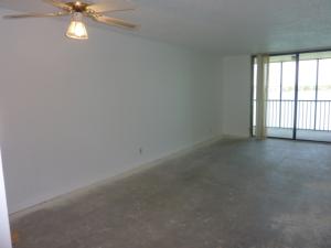 LAKE EMERALD 5 CONDO - Residential