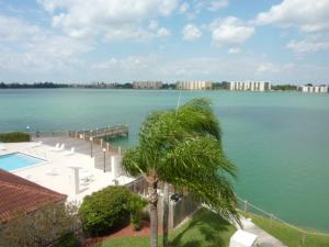 LAKE EMERALD 5 CONDO - Residential