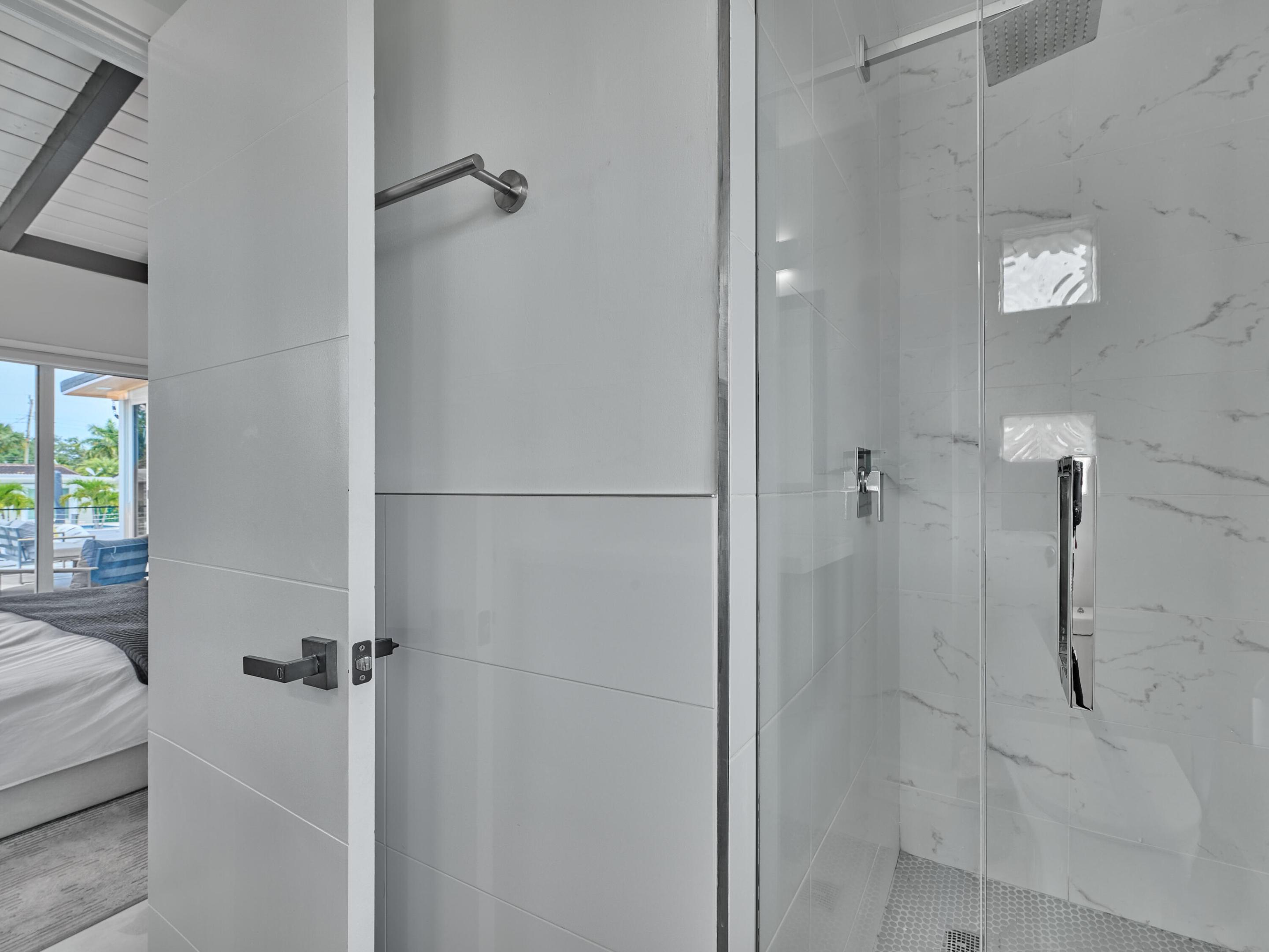LAUDERDALE ISLES NO 2-BLK 6 - Residential