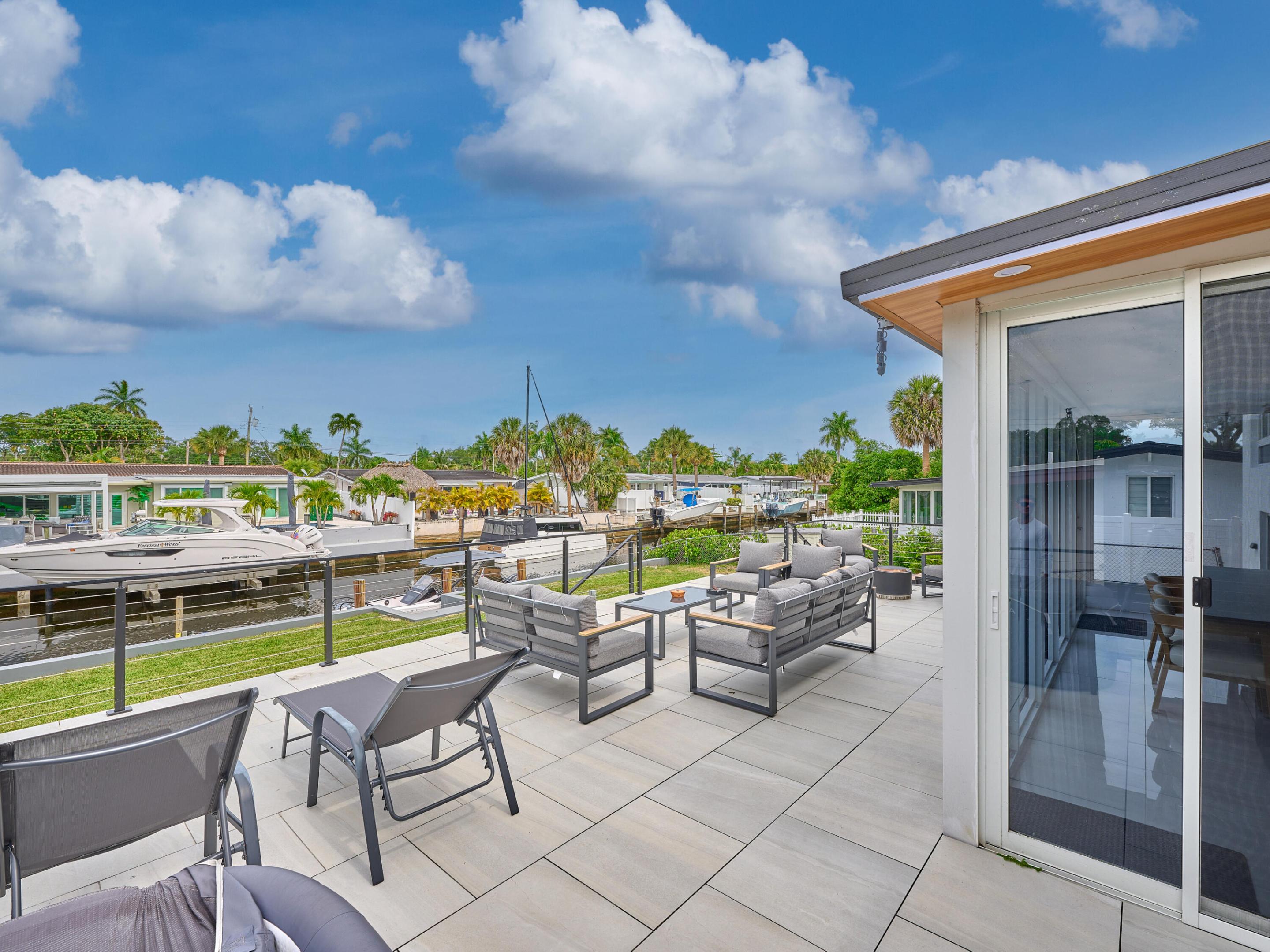 LAUDERDALE ISLES NO 2-BLK 6 - Residential