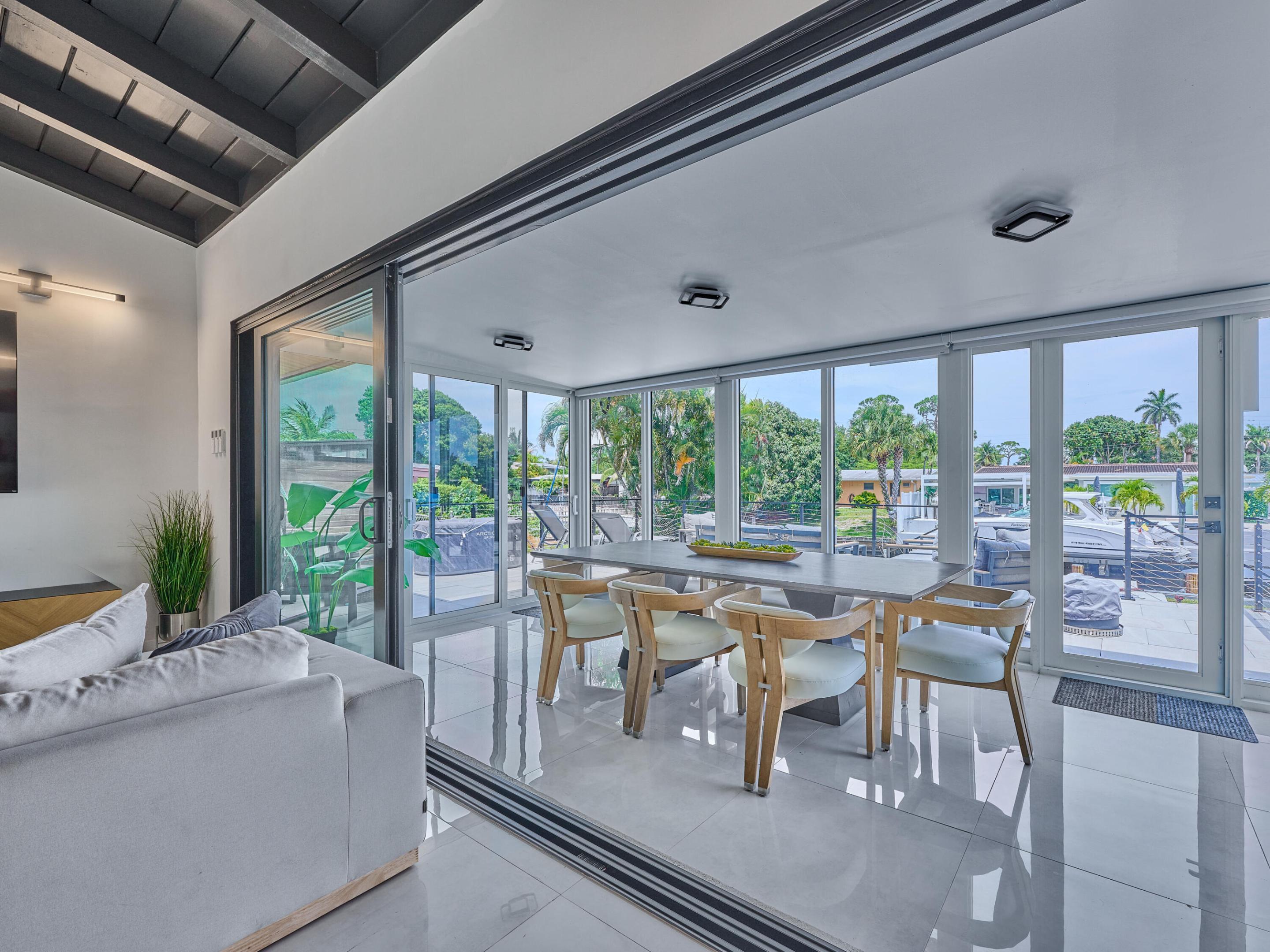LAUDERDALE ISLES NO 2-BLK 6 - Residential