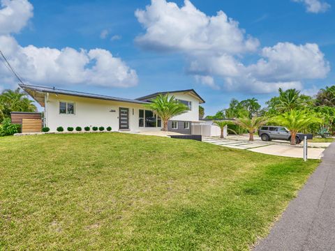 Tiny photo for 2426 Key Largo Lane, Fort Lauderdale, FL 33312 (MLS # B26028948)