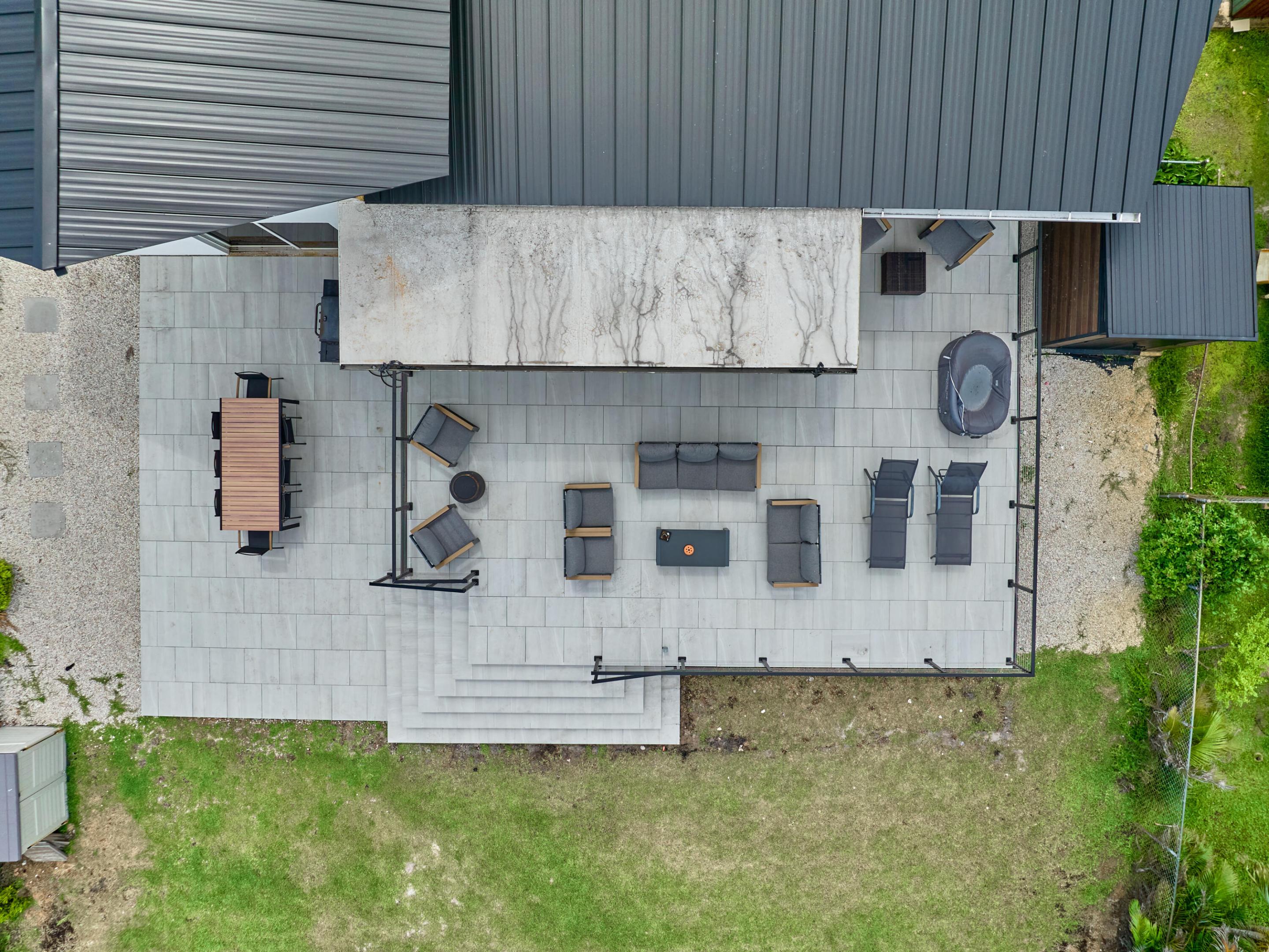 LAUDERDALE ISLES NO 2-BLK 6 - Residential