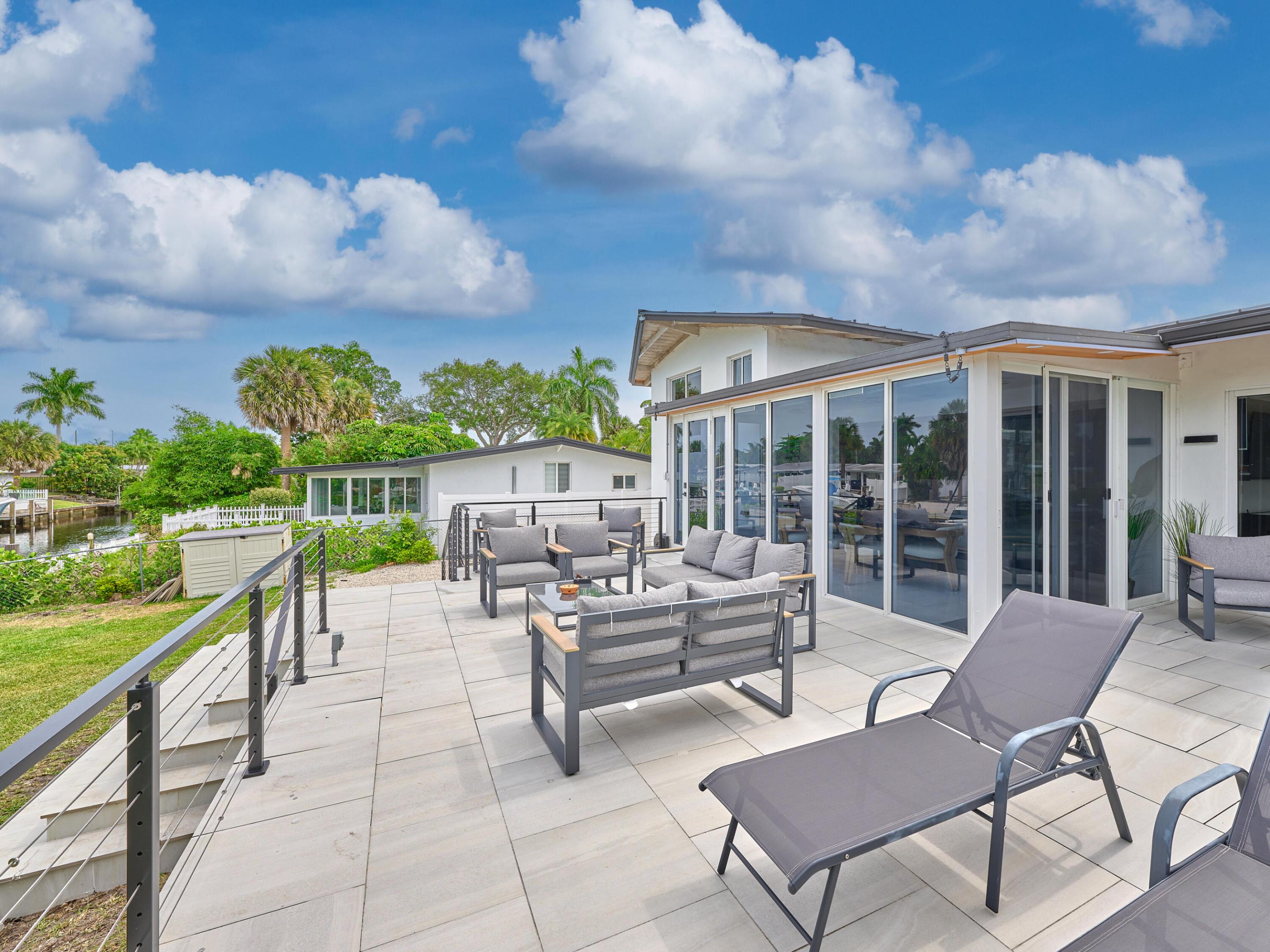 LAUDERDALE ISLES NO 2-BLK 6 - Residential