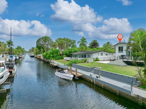 Tiny photo for 2426 Key Largo Lane, Fort Lauderdale, FL 33312 (MLS # B26028948)