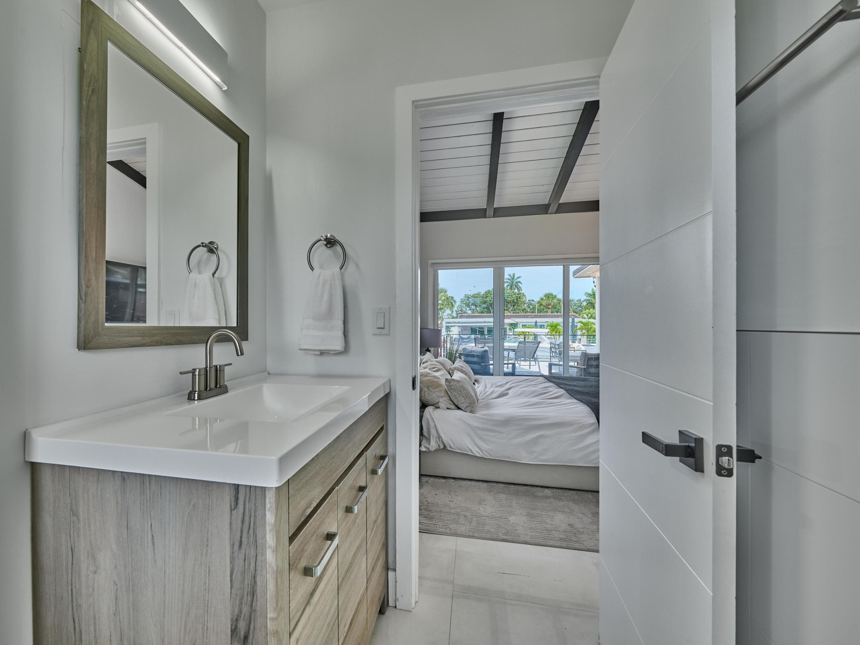 LAUDERDALE ISLES NO 2-BLK 6 - Residential