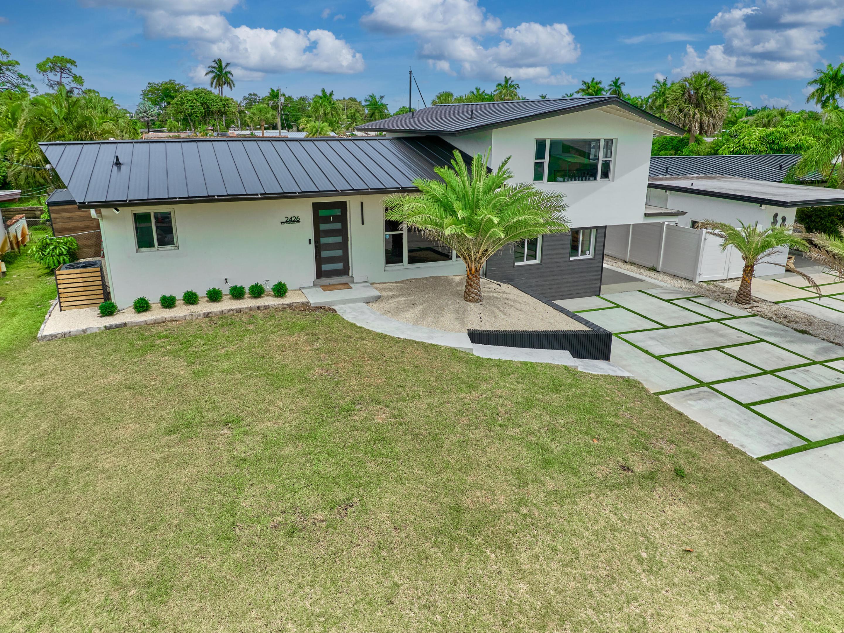 LAUDERDALE ISLES NO 2-BLK 6 - Residential