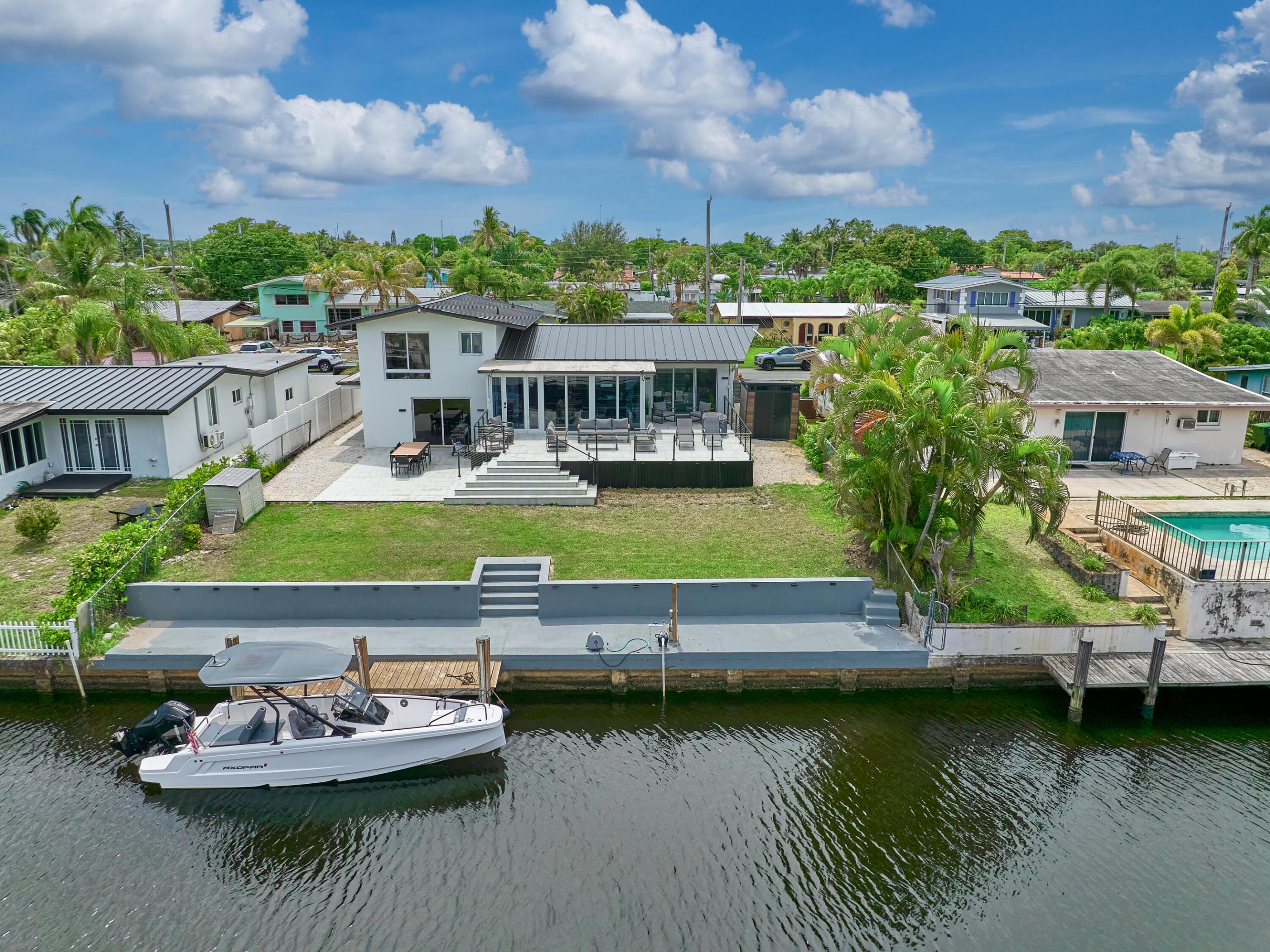 LAUDERDALE ISLES NO 2-BLK 6 - Residential