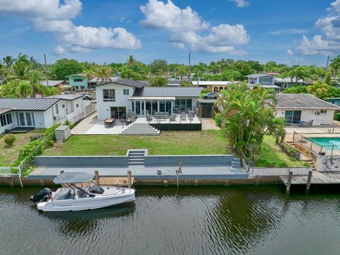 Tiny photo for 2426 Key Largo Lane, Fort Lauderdale, FL 33312 (MLS # B26028948)