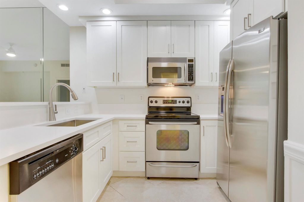 Photo of 801 S Olive Avenue #723, West Palm Beach, FL 33401 (MLS # R11130449)