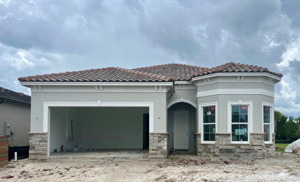 Photo of 10685 Northbrook Circle #Mystique 121, Palm Beach Gardens, FL 33412 (MLS # B26047110)