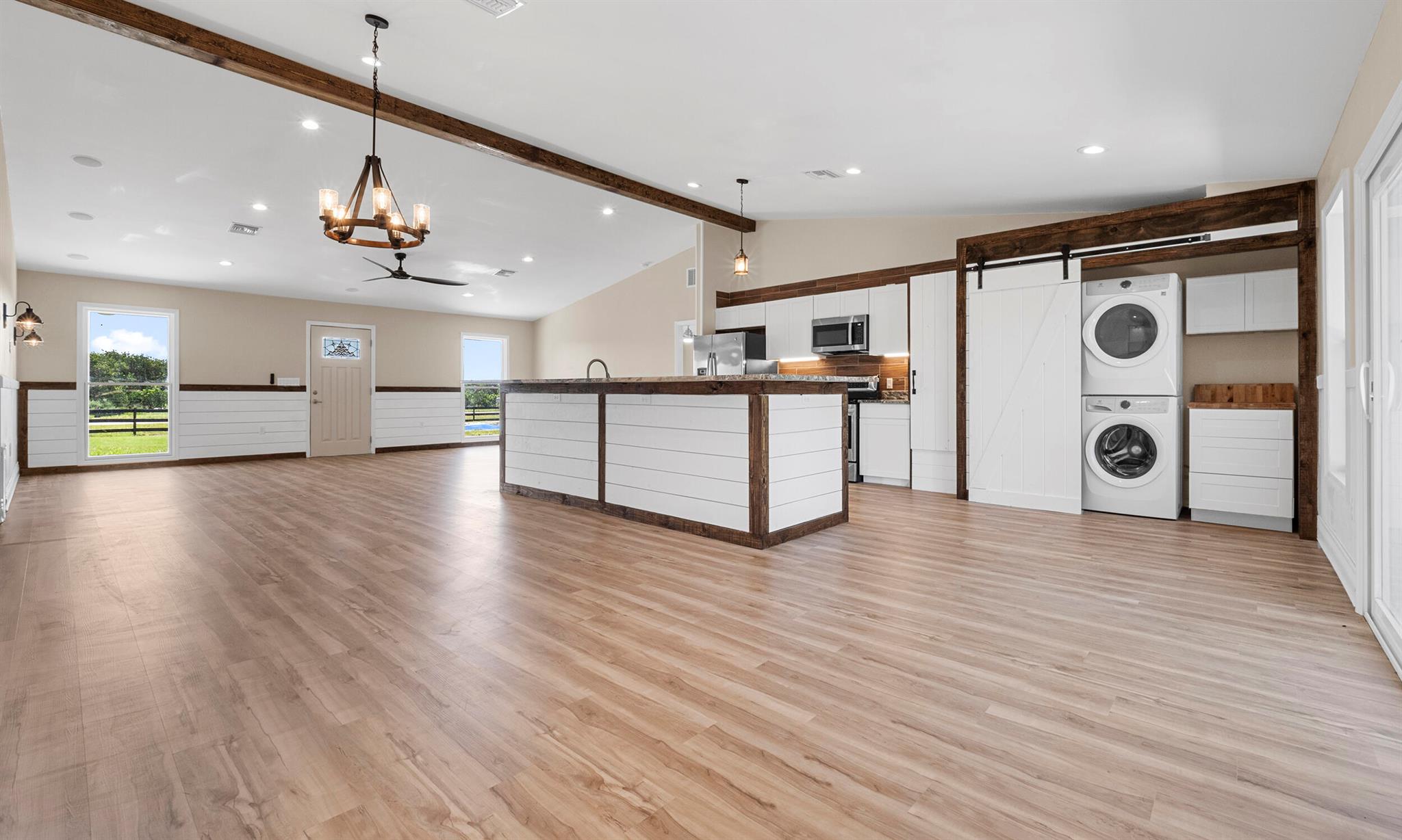 HOLIDAY HILLS - Residential