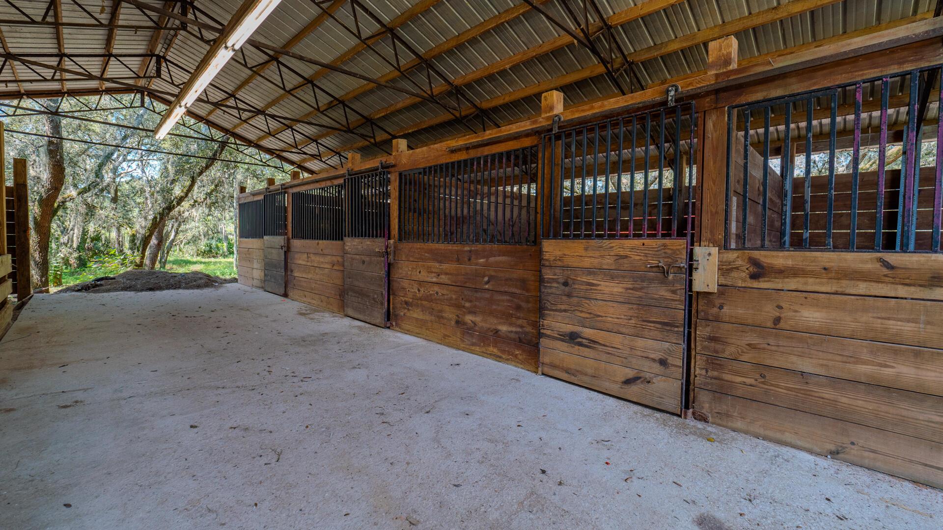 HOLIDAY HILLS - Residential