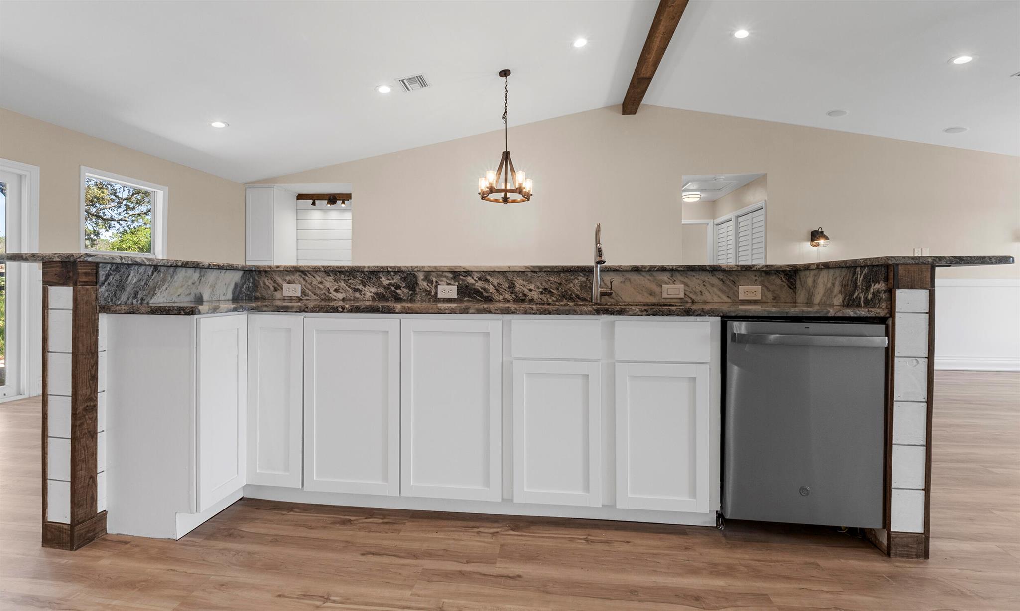 HOLIDAY HILLS - Residential