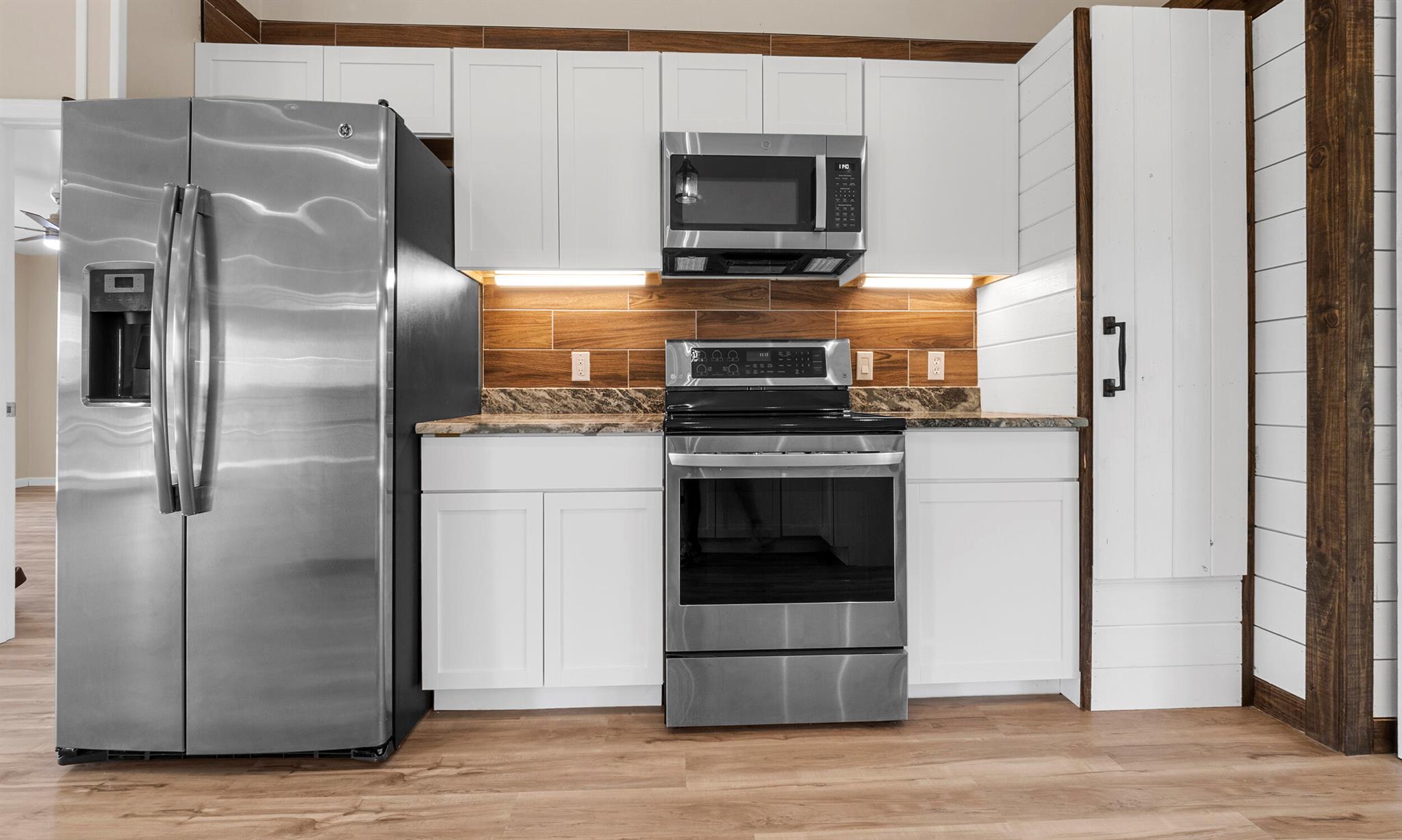 HOLIDAY HILLS - Residential