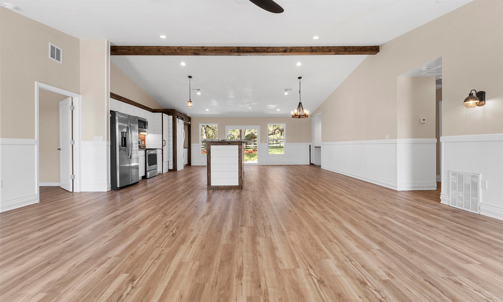 HOLIDAY HILLS - Residential