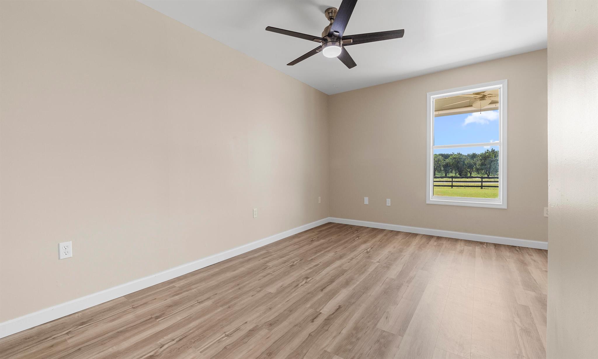 HOLIDAY HILLS - Residential