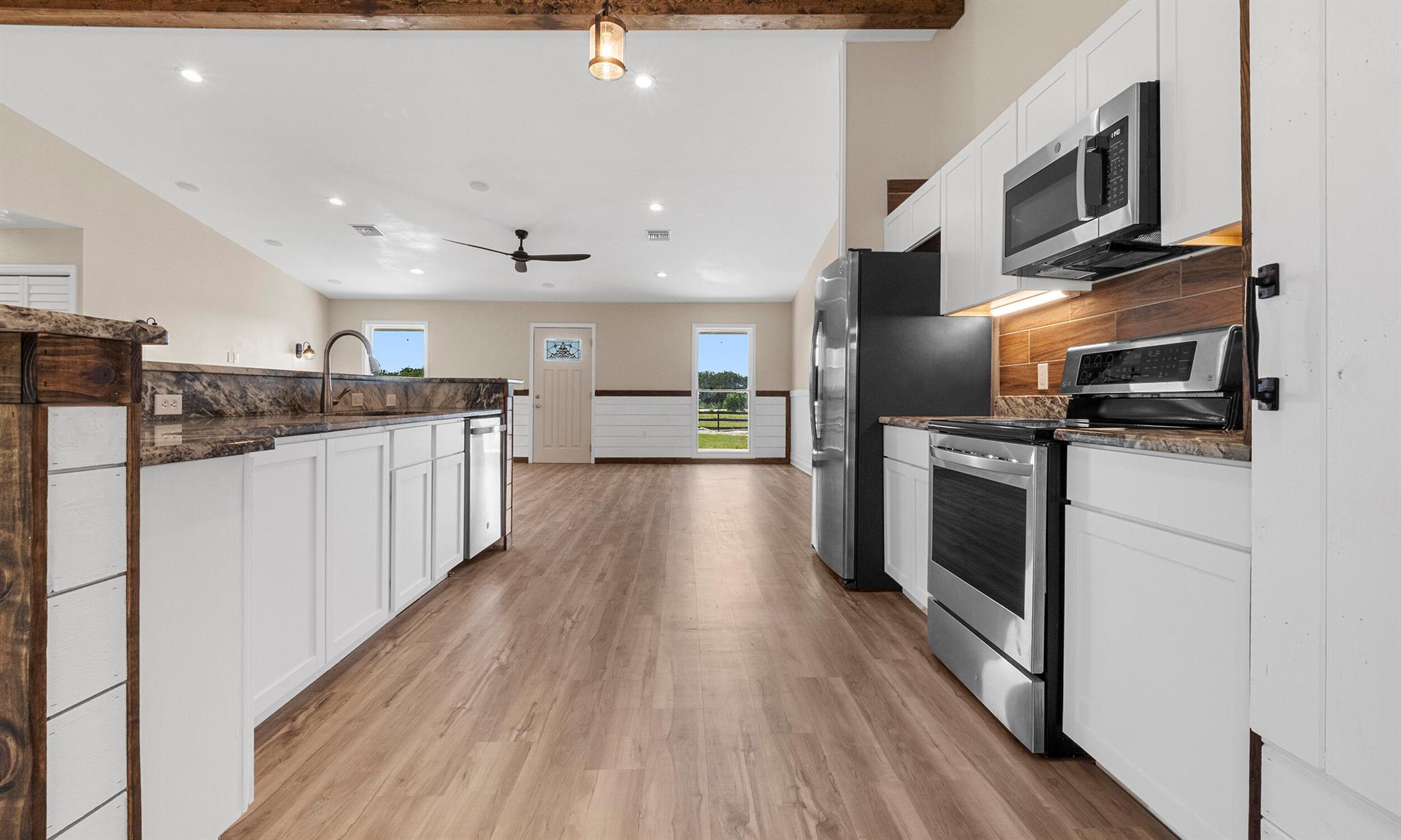 HOLIDAY HILLS - Residential